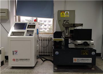 線切割和電火花成型加工的電極一般采用什么材料？【仁光智能】