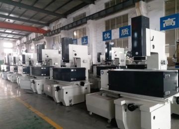 怎樣快速了解的dk77電火花機床？-仁光